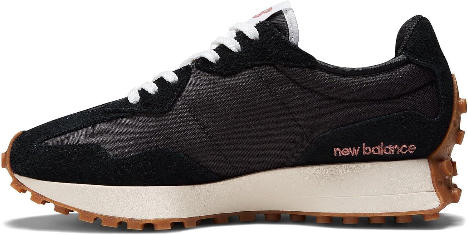 New ⁤Balance Women’s Classic Sneaker:​ Retro ‌Style Meets Modern Design