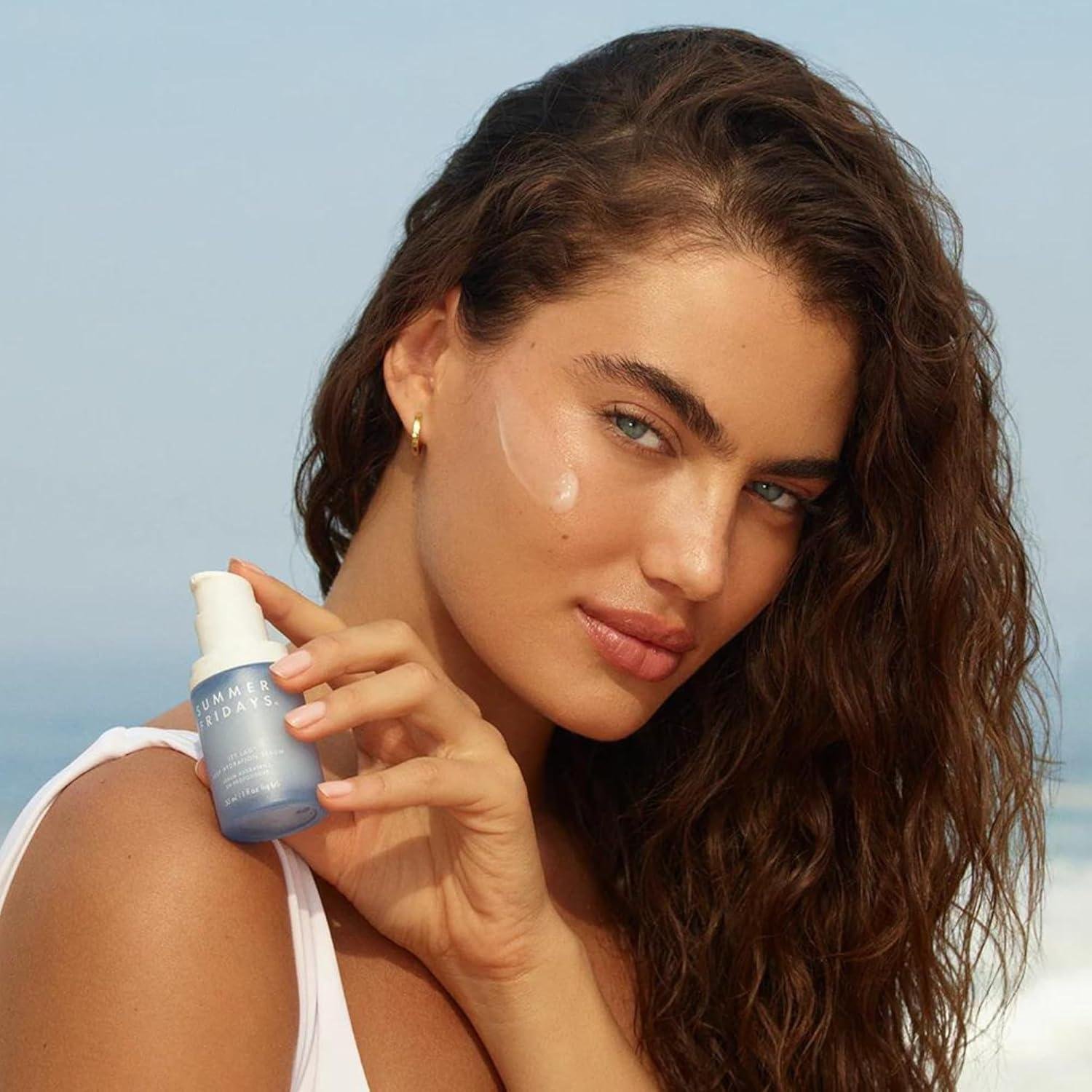 Our Journey Through the Oasis: Jet Lag Serum Tested