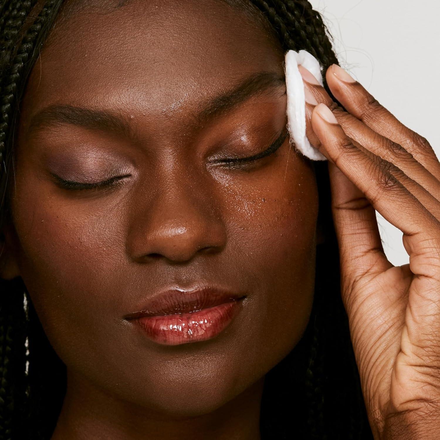 Unveiling Clinique's Makeup Banisher: Our Lid-to-Lip Test