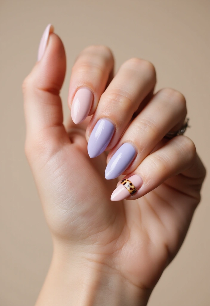 25 Mixed Animal Print Nail Designs That Will Make Your Friends Jealous! - 22. Minimalistic Animal Prints