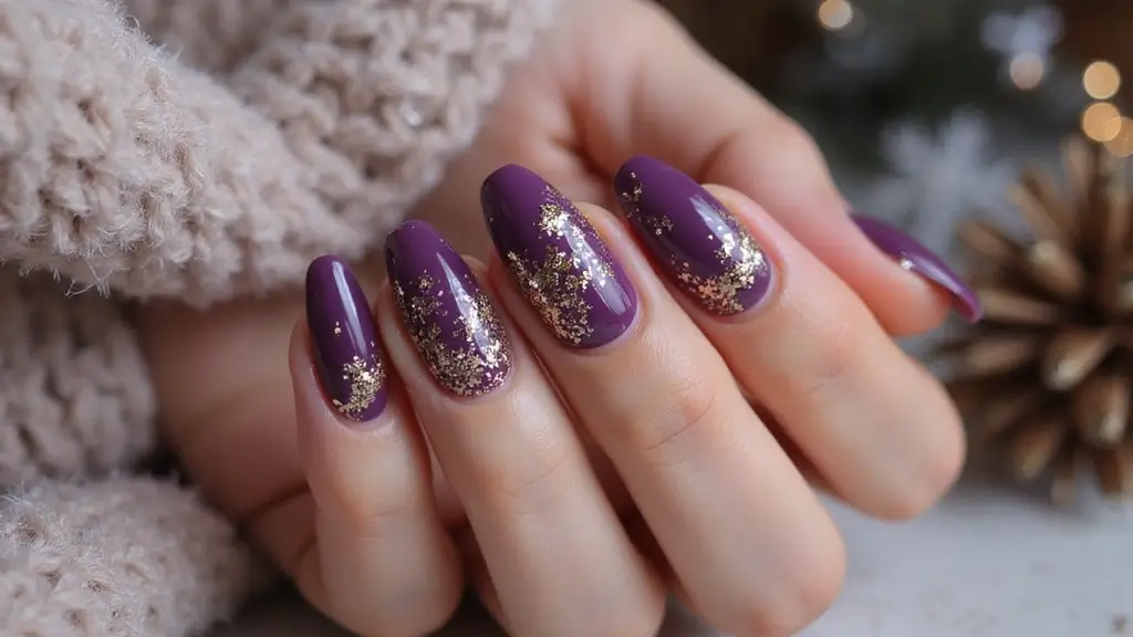 19 Diseños de Uñas Moradas con Dorado para Mantenerte Cálida Este Invierno! - Key Takeaways