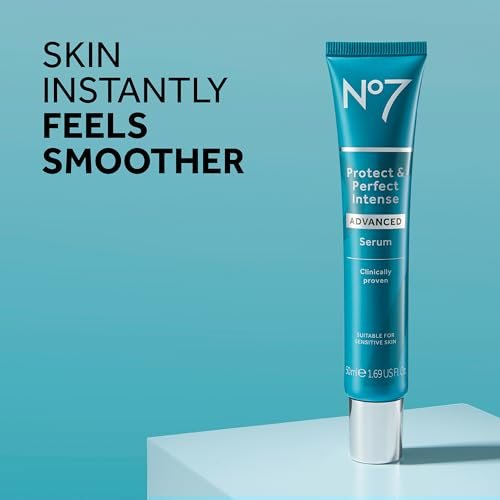 No7 Anti-Aging Skincare Set: SPF 30 Day Cream, Night Moisturizer, Hyaluronic Serum - Image 7